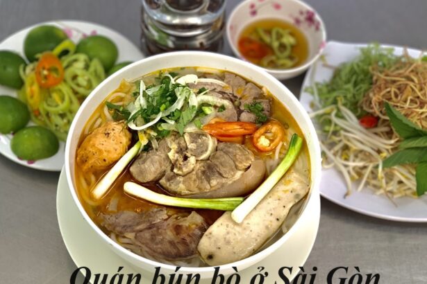 Quán bún bò ngon Sài Gòn, ăn bún bò ngon ở Sài Gòn quán nào?